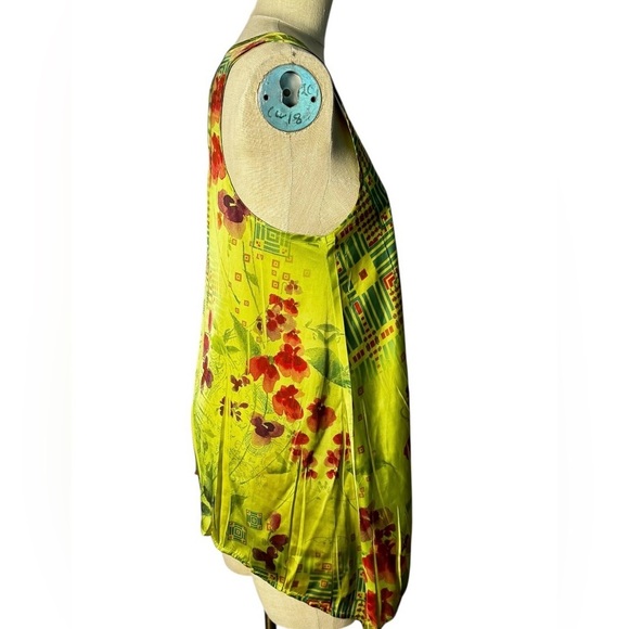 Lapis Y2K Satin Racer Back Swing Tank Size M-Yellow-Green Shark Bite Hem - Picture 3 of 5